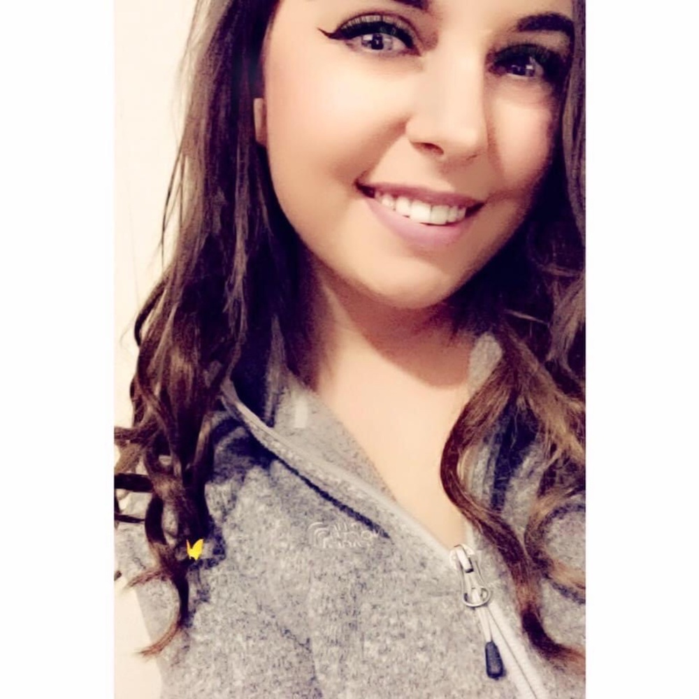 Meet your Posher, Kayla